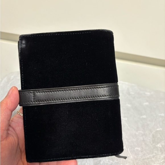 Yves Saint Laurent Black Leather And Suede Wallet - Picture 10 of 10
